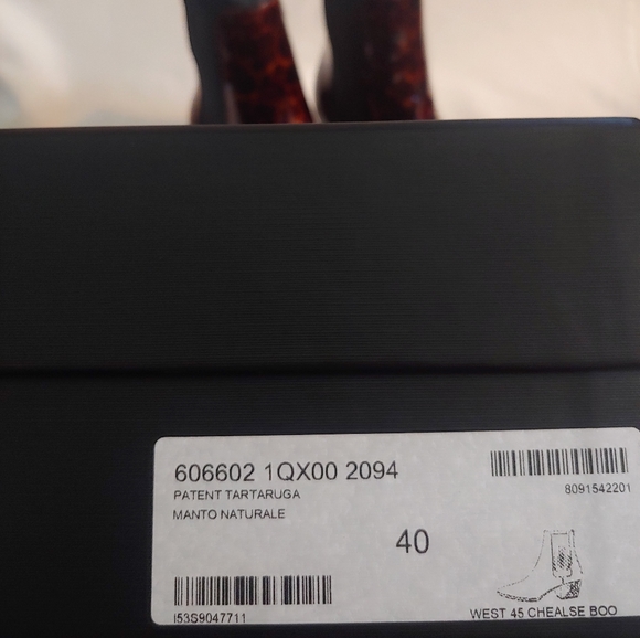 Saint Laurent Patent Chelsea Boots Tortoise Shell New with Box - Picture 3 of 3